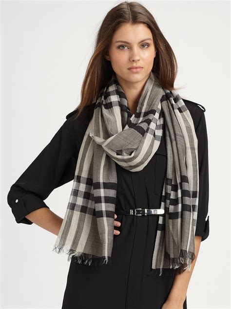 burberry women scarf